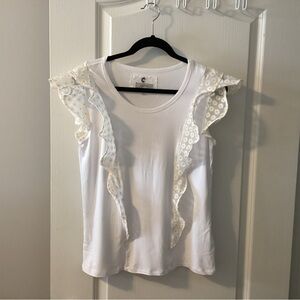 Cupio White Ruffle Sleeve Top. Size M.   B8